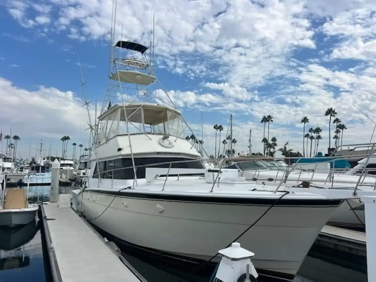 Hatteras 52 Convertible Soiree