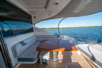 Thumbnail von Riviera 5400 Sport Yacht