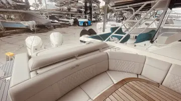 Thumbnail von Sea Ray SLX 310 s motorem