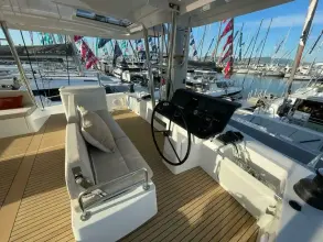 Thumbnail von Bali 	5.8 Verfügbar zum Bestellen