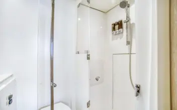 Thumbnail von Lagoon 620