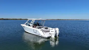 Thumbnail von Robalo R317