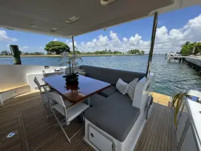 Thumbnail von Azimut 66