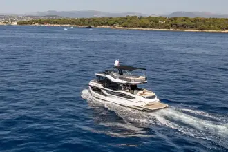 Thumbnail von Galeon 430 Explorer GN430EXP