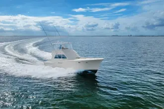 Thumbnail von Hatteras 45 Convertible Bella