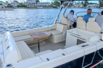 Thumbnail von Chris Craft 30 Calypso