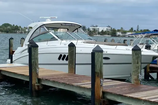Cruisers Yachts 380 Express Life Of Leisure II