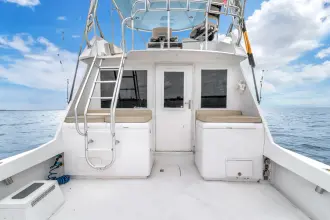 Thumbnail von Hatteras 42 Convertible