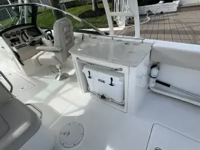 Thumbnail von Boston Whaler 270 Vantage