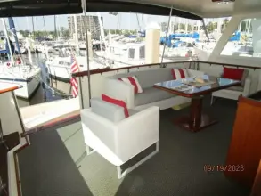 Thumbnail von Hatteras 63 Cockpit Motor Yacht WOLO