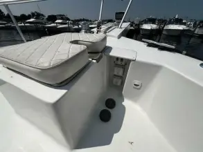 Thumbnail von Mainship 390 Donary