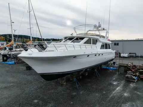 Navigator 61 Pilothouse Kell Bell