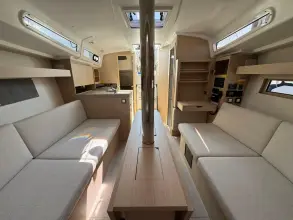 Thumbnail von Beneteau Oceanis 34.1