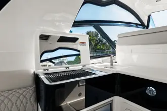 Thumbnail von Sea Ray 370 Sundancer buitenboordmotor