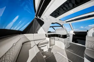 Thumbnail von Sea Ray 370 Sundancer buitenboordmotor