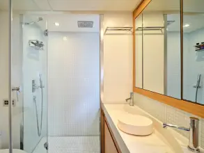 Thumbnail von Pershing 64