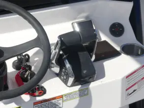 Thumbnail von Twin Vee 280 GFX2