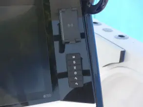 Thumbnail von Twin Vee 280 GFX2