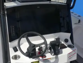 Thumbnail von Twin Vee 280 GFX2