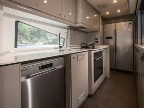 Thumbnail von Sunseeker 94 Yacht SPACE ODDITY