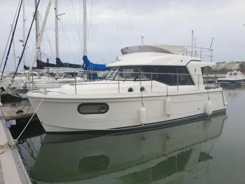 Beneteau Swift Trawler 30