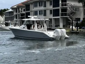 Thumbnail von Pursuit S 358 Sport