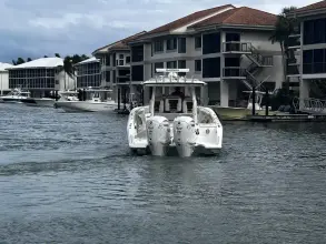 Thumbnail von Pursuit S 358 Sport