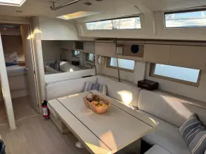 Thumbnail von Beneteau Oceanis 51.1