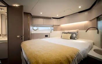 Thumbnail von Azimut 60 HAKUNA MATATA