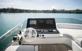 Thumbnail von Azimut 60 HAKUNA MATATA