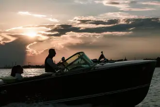 Thumbnail von Riva Tritone