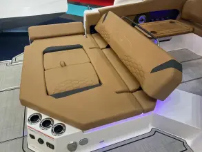 Thumbnail von Four Winns H9