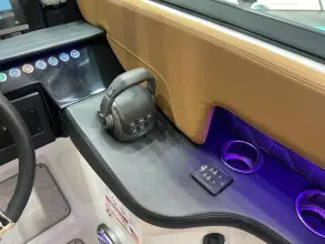 Thumbnail von Four Winns H9