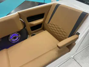 Thumbnail von Four Winns H9