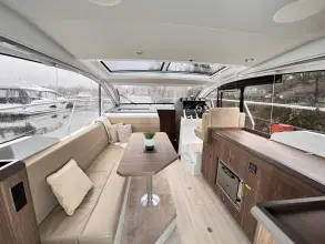 Thumbnail von Sealine C330 Vynikající příklad