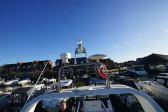 Thumbnail von Birchwood Crusader 400 Flybridge