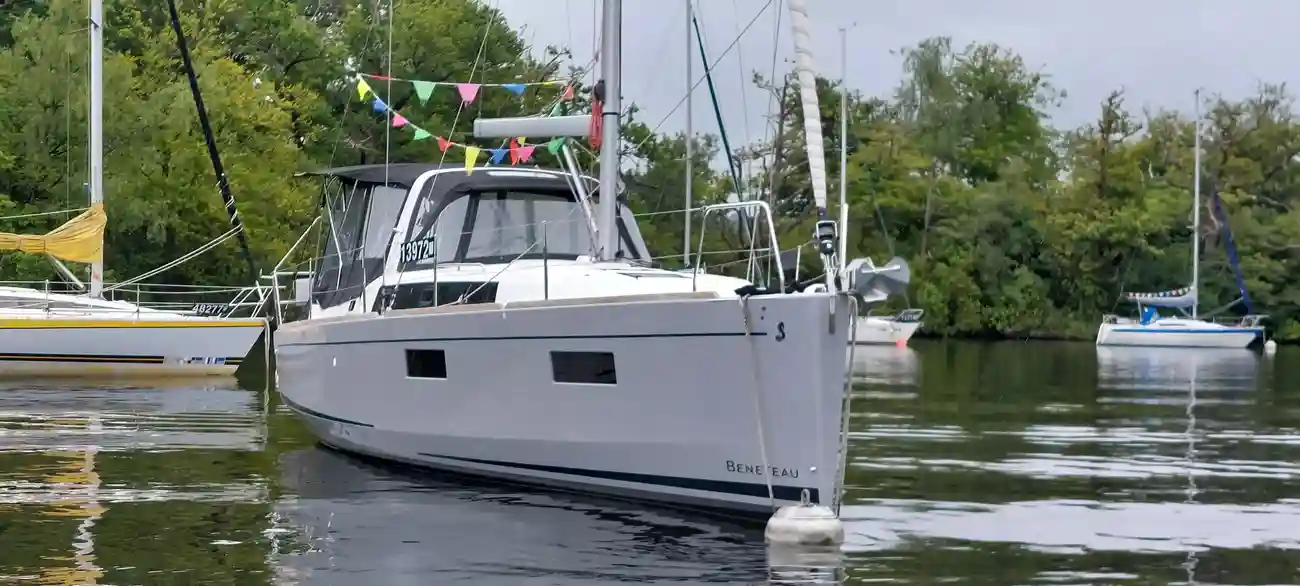 Beneteau Oceanis 38.1 Tink