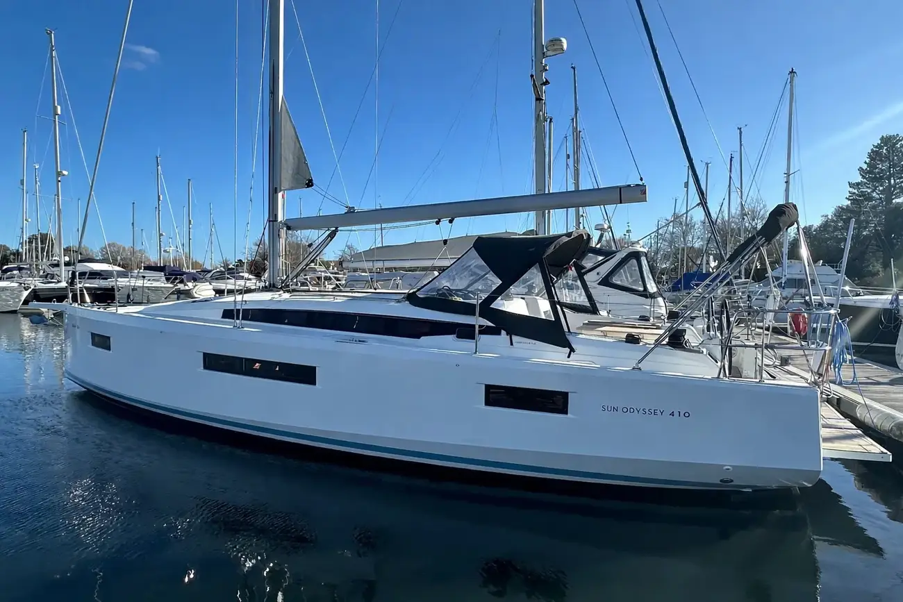 Jeanneau Sun Odyssey 410 Moana Blu
