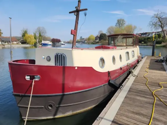R.S.Boats Nachbildung einer niederländischen Barge M B Ellie