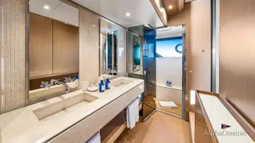 Thumbnail von Ferretti Yachts 1000