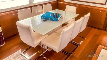 Thumbnail von Ferretti Yachts 800