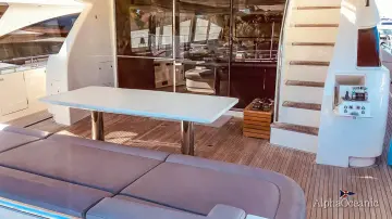 Thumbnail von Ferretti Yachts 800