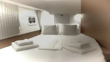 Thumbnail von ラグーン 42 キットキャット