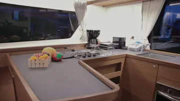 Thumbnail von ラグーン 42 キットキャット