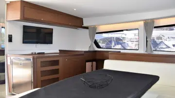 Thumbnail von ラグーン 42 キットキャット