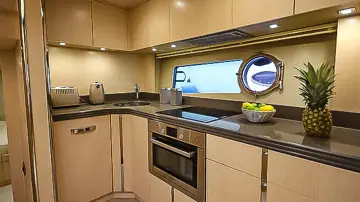 Thumbnail von Sunseeker 68 Sport Yacht