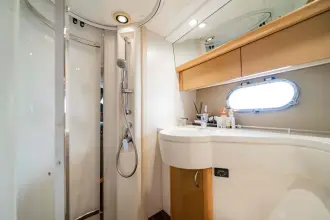 Thumbnail von Princess 42 Fly