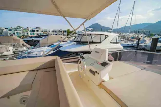 Thumbnail von Ferretti Yachts 550