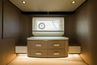 Thumbnail von Azimut 55