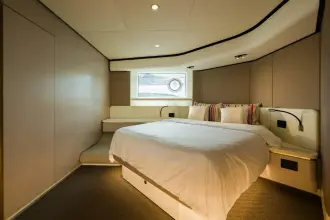 Thumbnail von Azimut 55